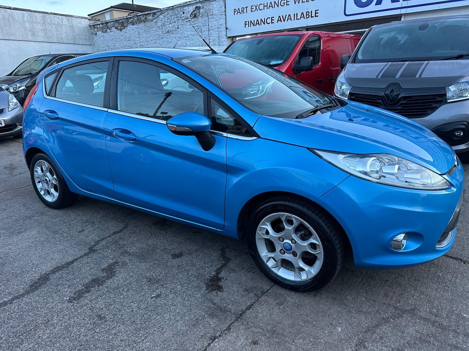 Used Ford Fiesta 2012 for sale - 76759688: Photo 4