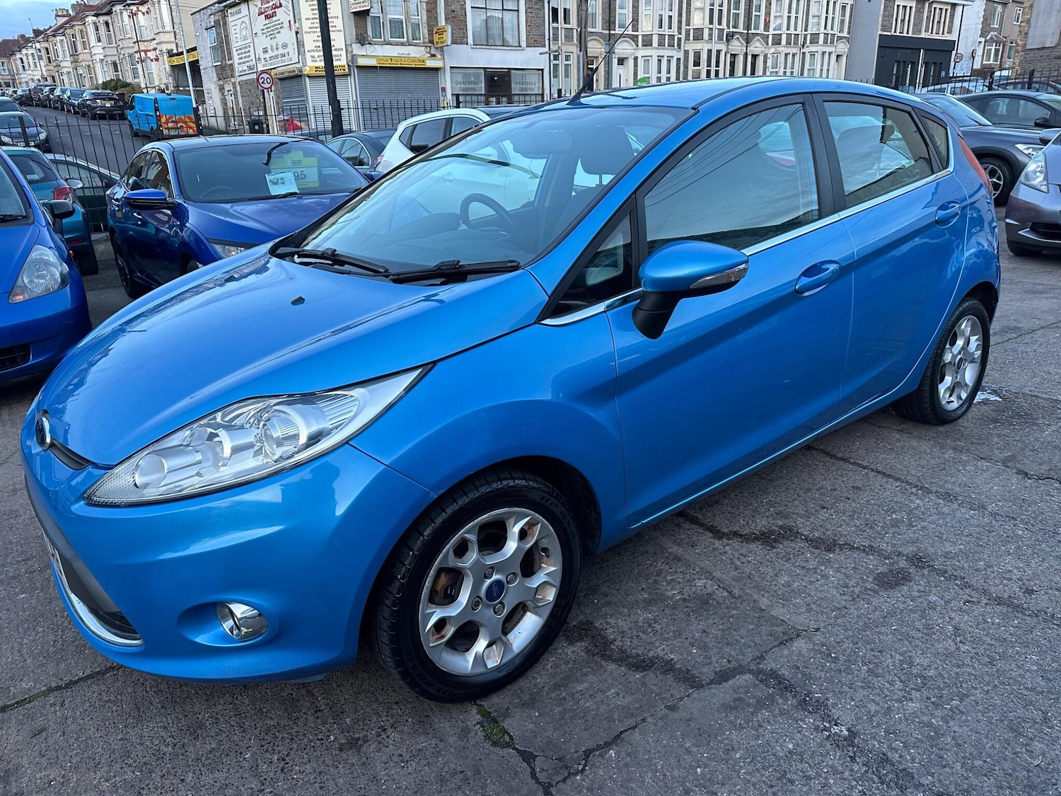 Used Ford Fiesta 2012 for sale - 76759688: Photo 9
