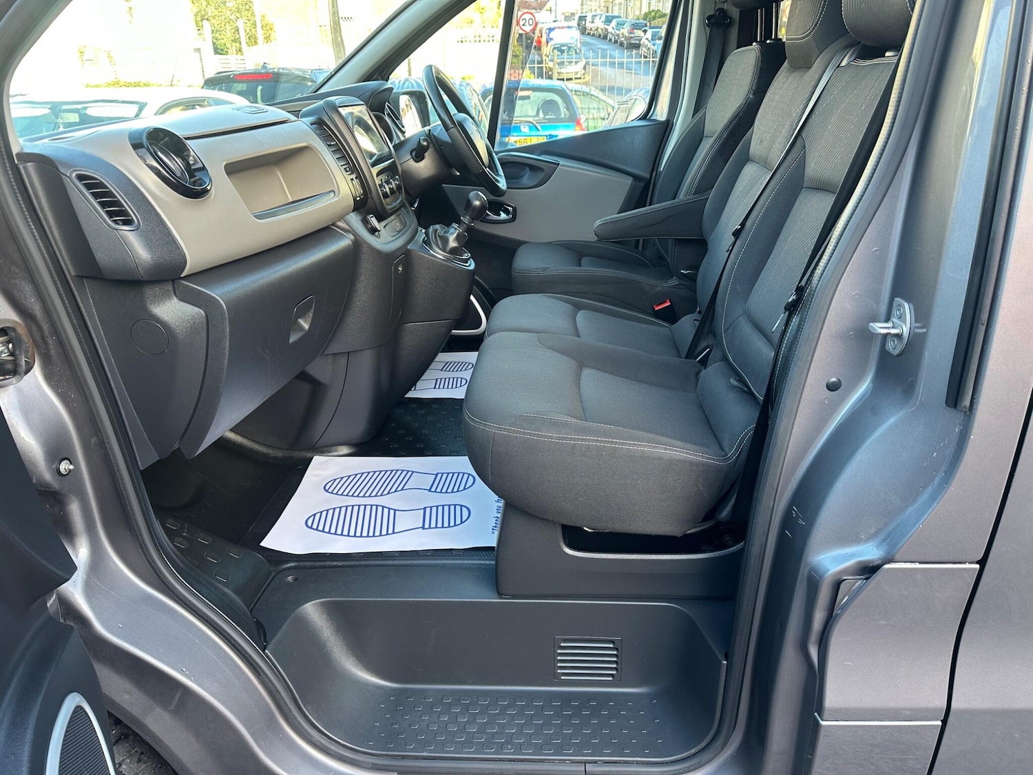 Used Renault Trafic 2017 for sale - 76926058: Photo 24