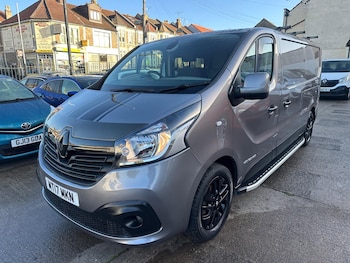 Used Renault Trafic 2017 for sale - 76926058: Photo