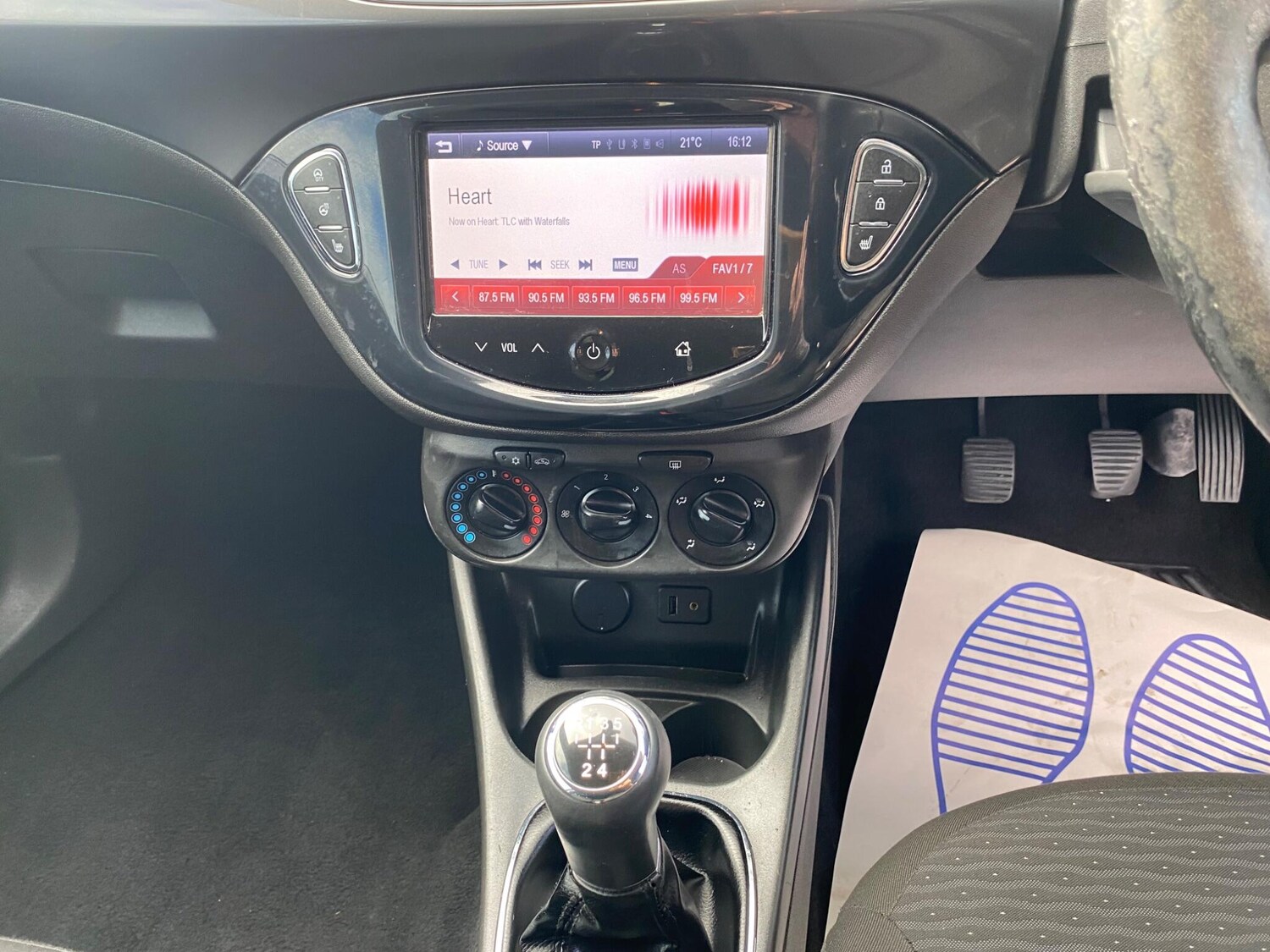 Vehicle 21