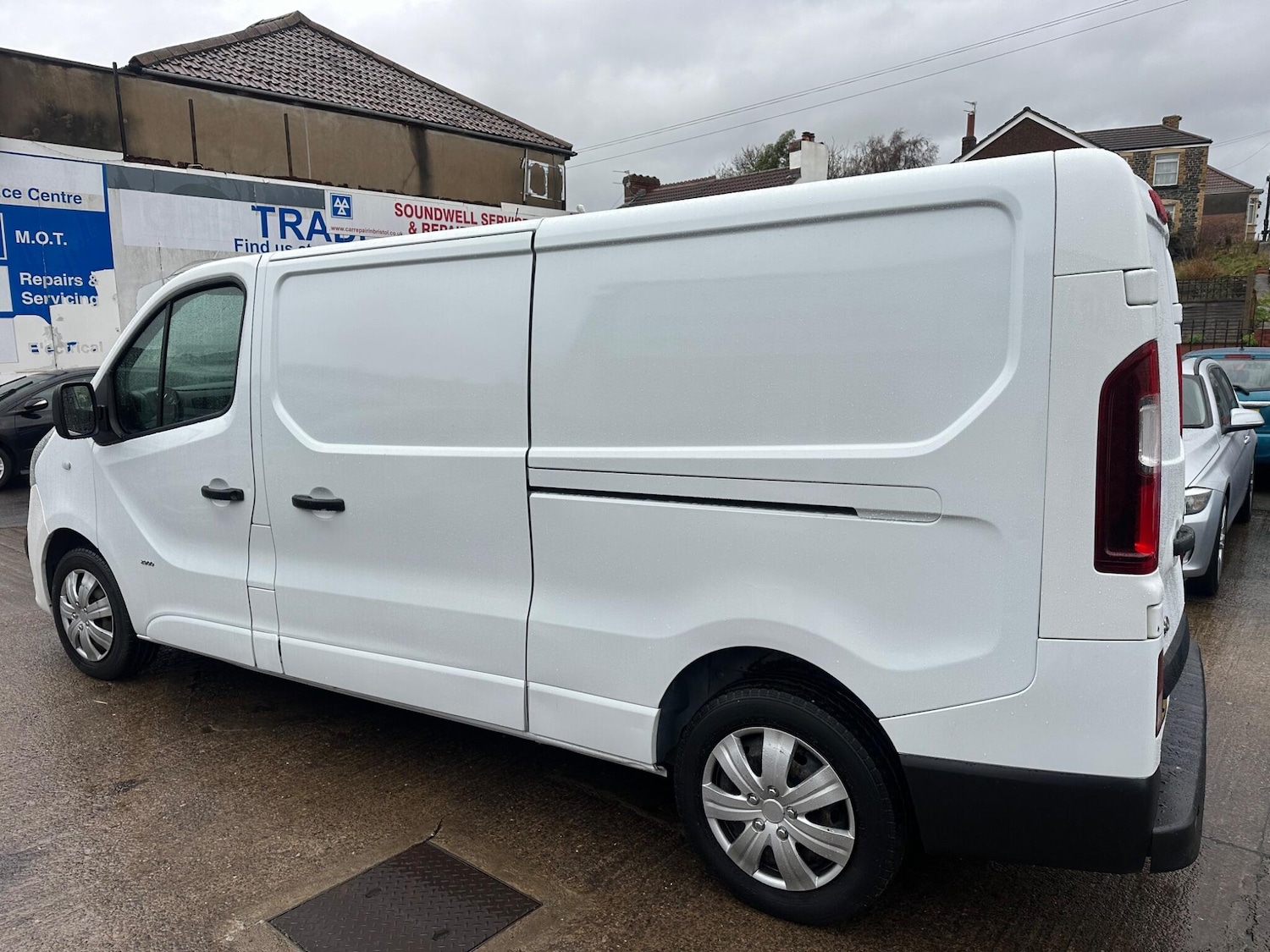 Used Vauxhall Vivaro 2017 for sale - 76922154: Photo 13