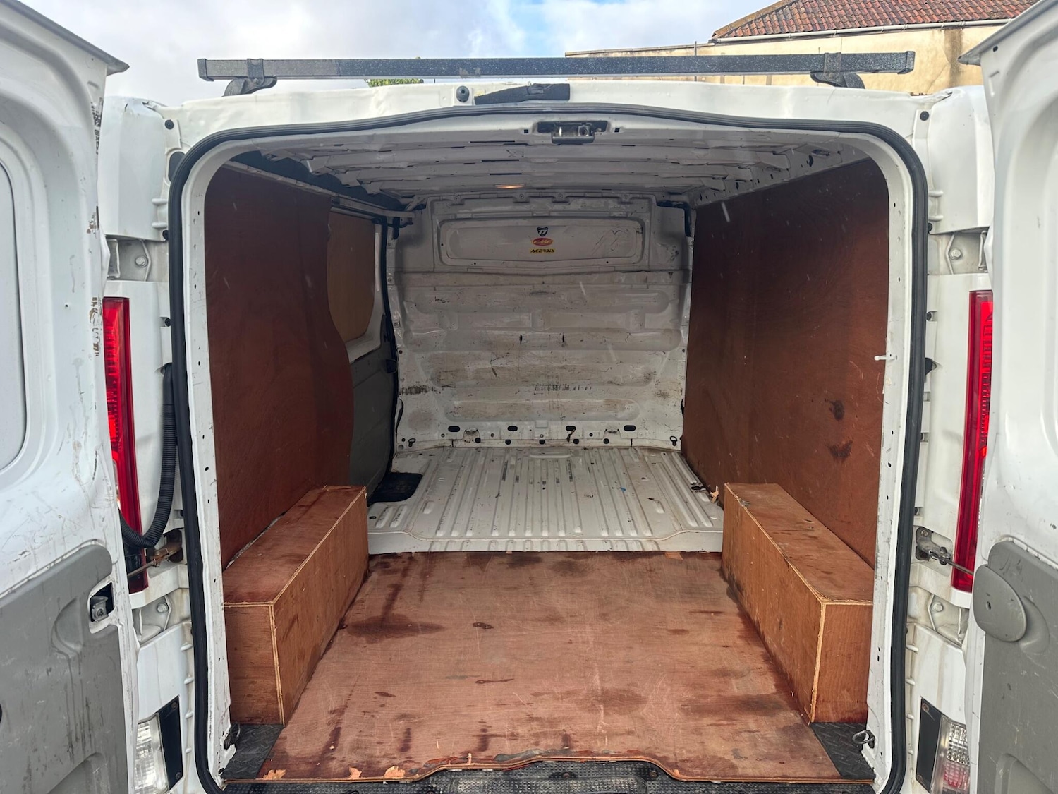 Used Vauxhall Vivaro 2011 for sale - 76922153: Photo 24