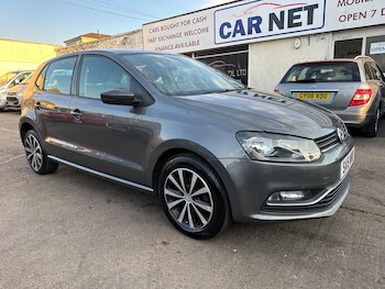 Used Volkswagen Polo 2015 for sale - 77469389: Photo