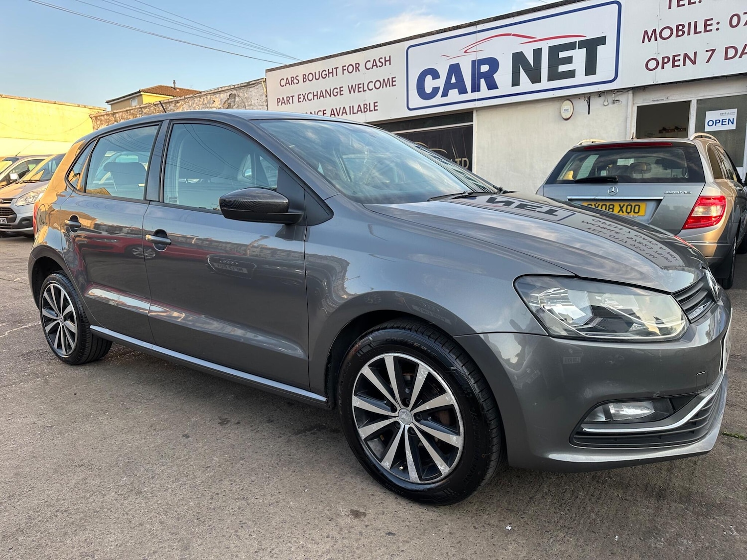 Used Volkswagen Polo 2015 for sale - 77469389: Photo 4
