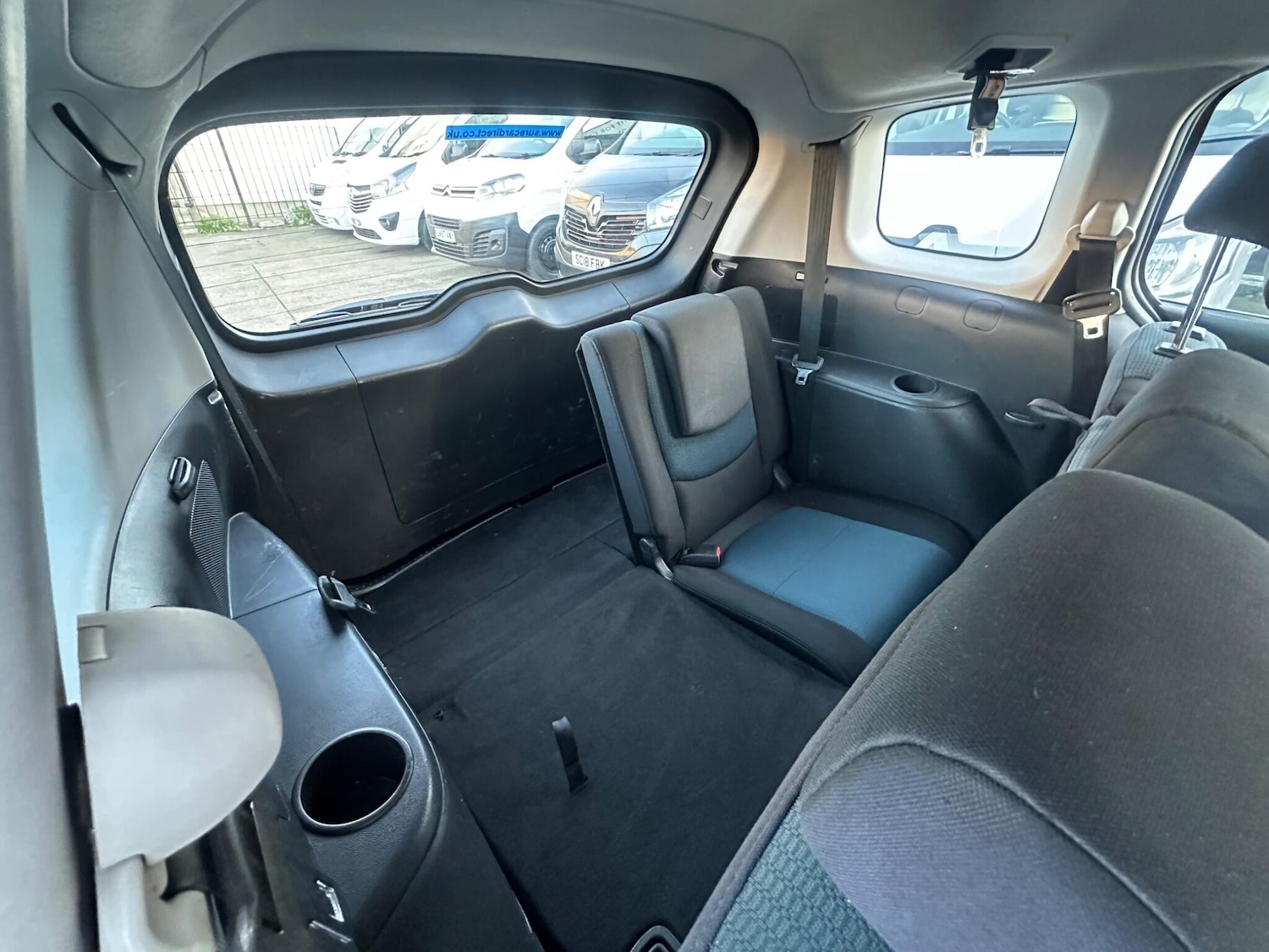 Used Mazda Mazda5 2007 for sale - 77054057: Photo 25