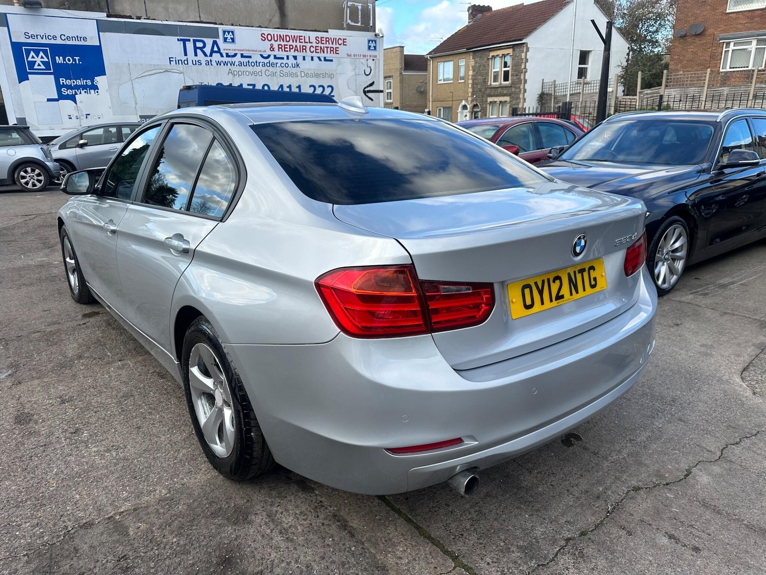 Used BMW 3 Series 2012 for sale - 76646077: Photo 10