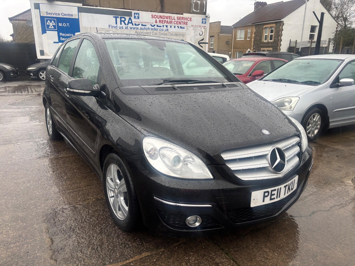 Used Mercedes-Benz B Class 2011 for sale - 76990834: Photo 3