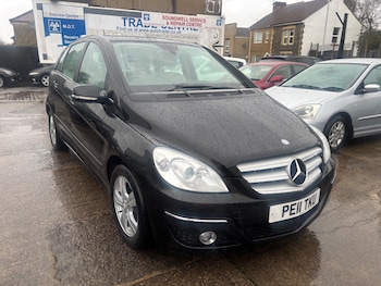 Used Mercedes-Benz B Class 2011 for sale - 76990834: Photo