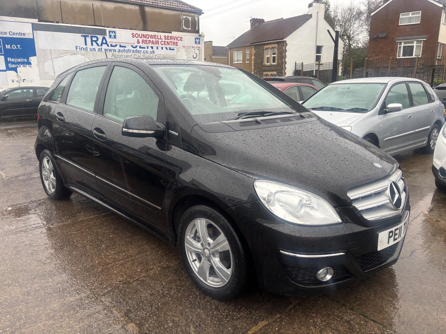 Used Mercedes-Benz B Class 2011 for sale - 76990834: Photo 4