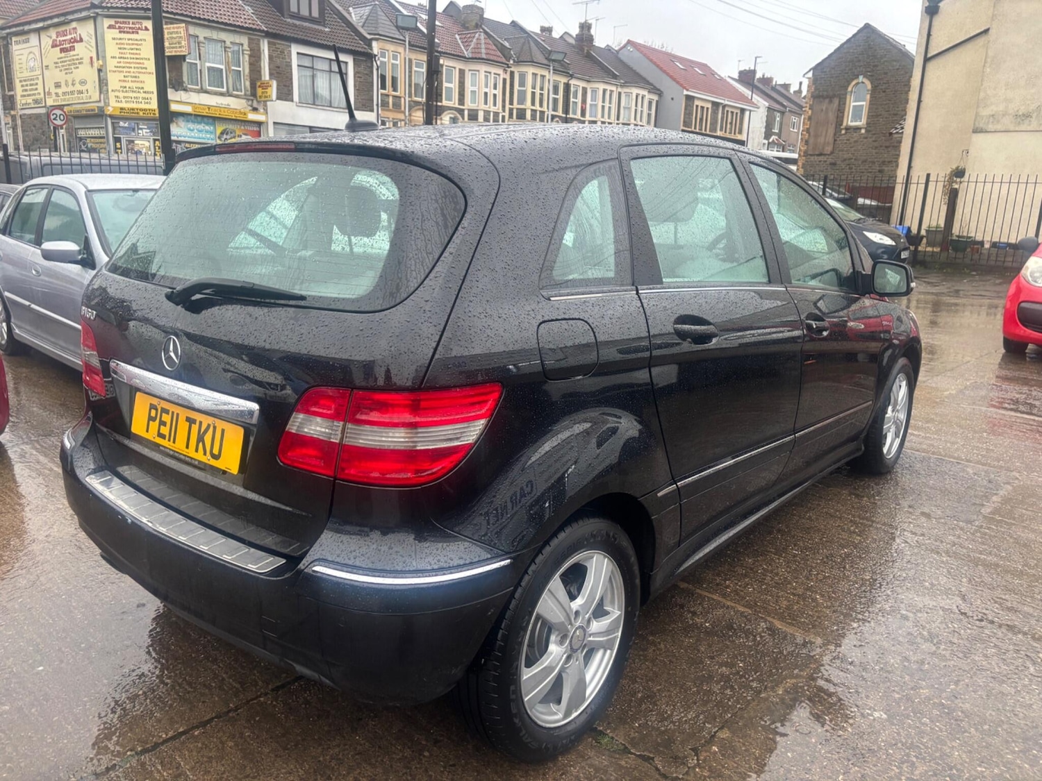 Used Mercedes-Benz B Class 2011 for sale - 76990834: Photo 9