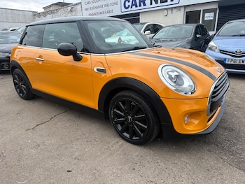 Used MINI Hatch 2018 for sale - 75678399: Photo