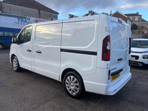 Used Vauxhall Vivaro 2015 for sale - 76136062: Photo 12