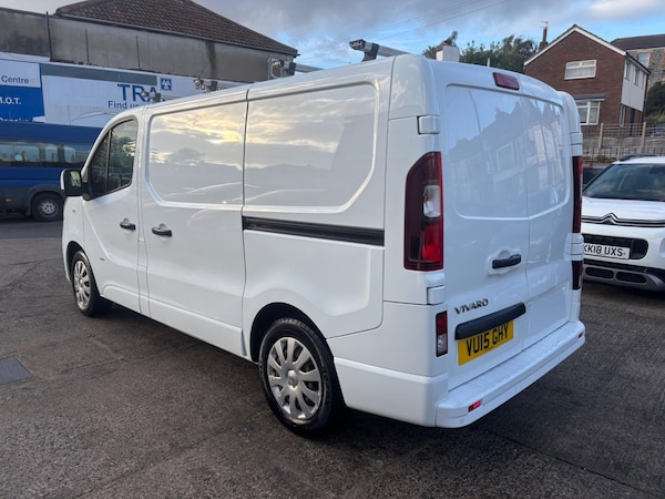 Used Vauxhall Vivaro 2015 for sale - 76136062: Photo 13