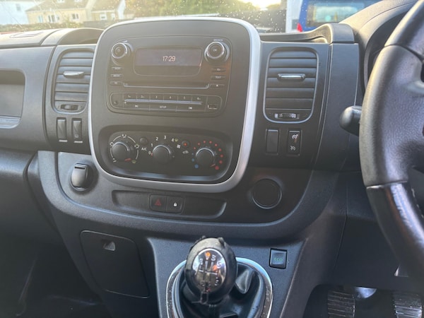 Used Vauxhall Vivaro 2015 for sale - 76136062: Photo 19