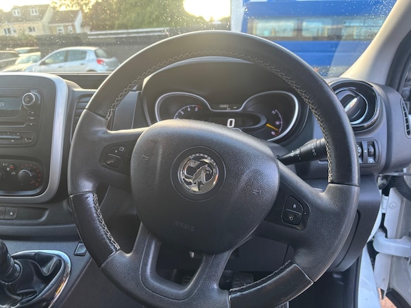 Used Vauxhall Vivaro 2015 for sale - 76136062: Photo 23