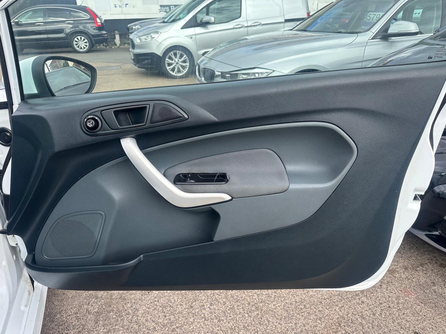 Vehicle 21