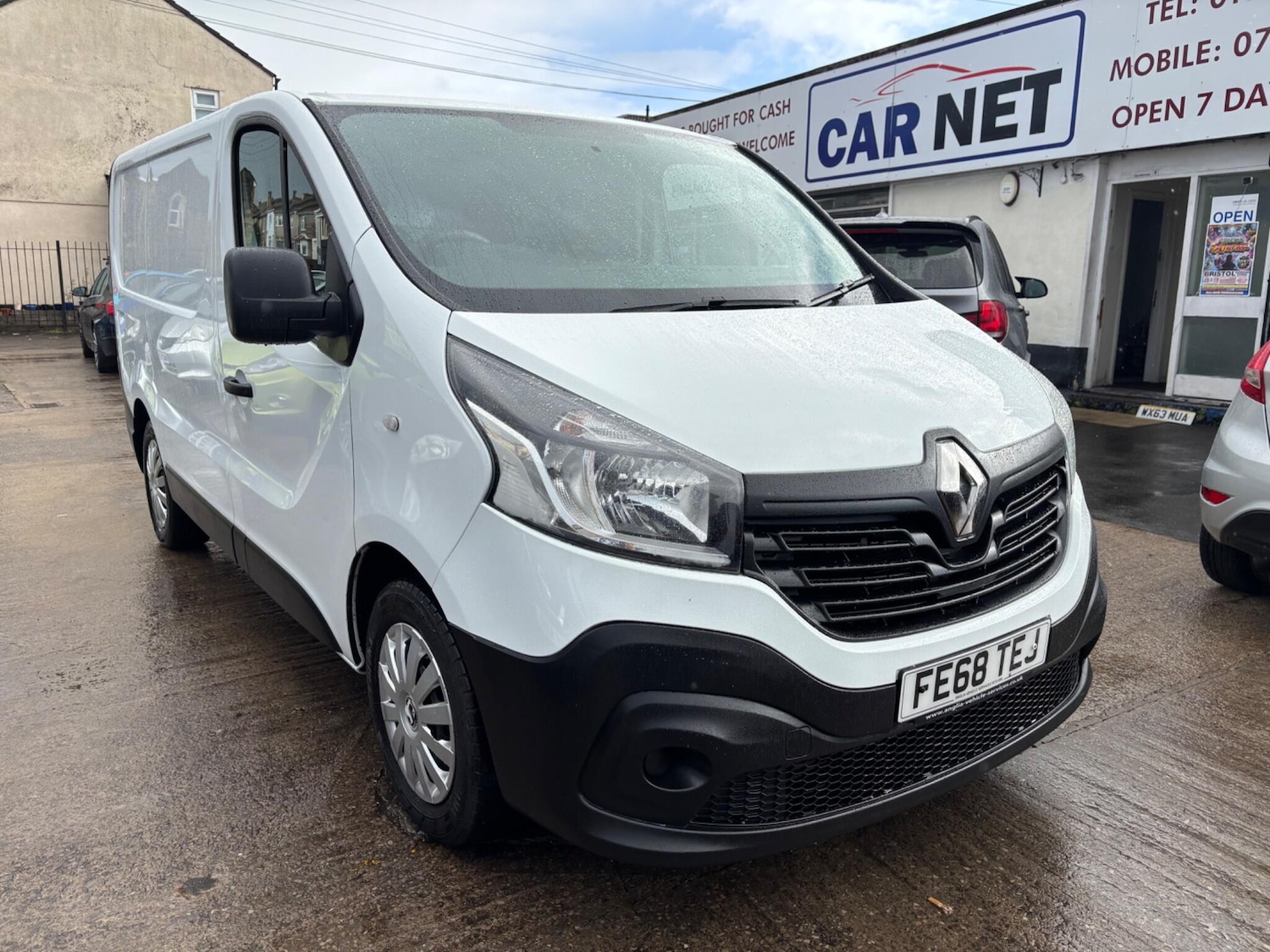 Used Renault Trafic 2018 for sale - 77238540: Photo 2