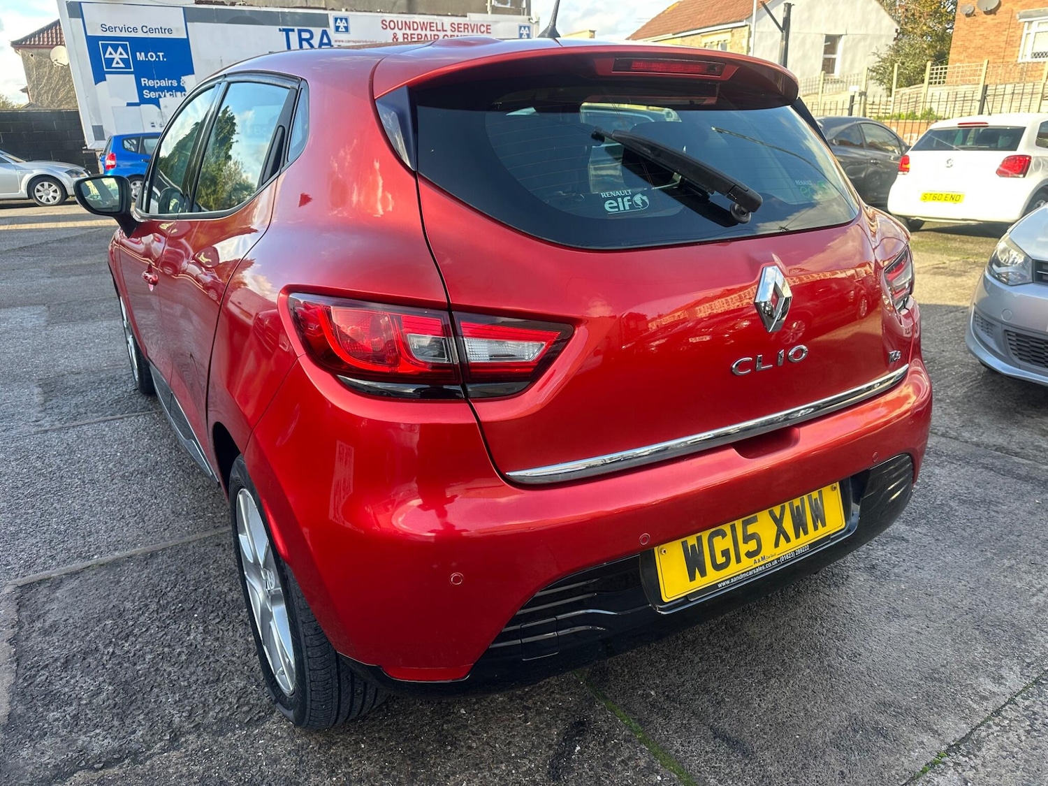 Used Renault Clio 2015 for sale - 76573282: Photo 10