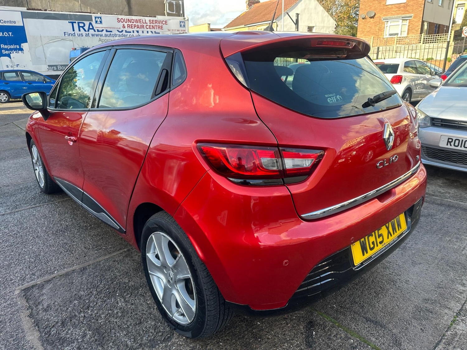Used Renault Clio 2015 for sale - 76573282: Photo 11