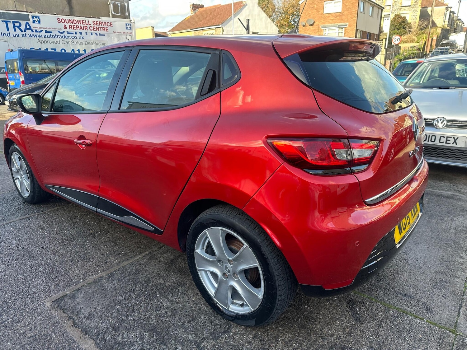 Used Renault Clio 2015 for sale - 76573282: Photo 12