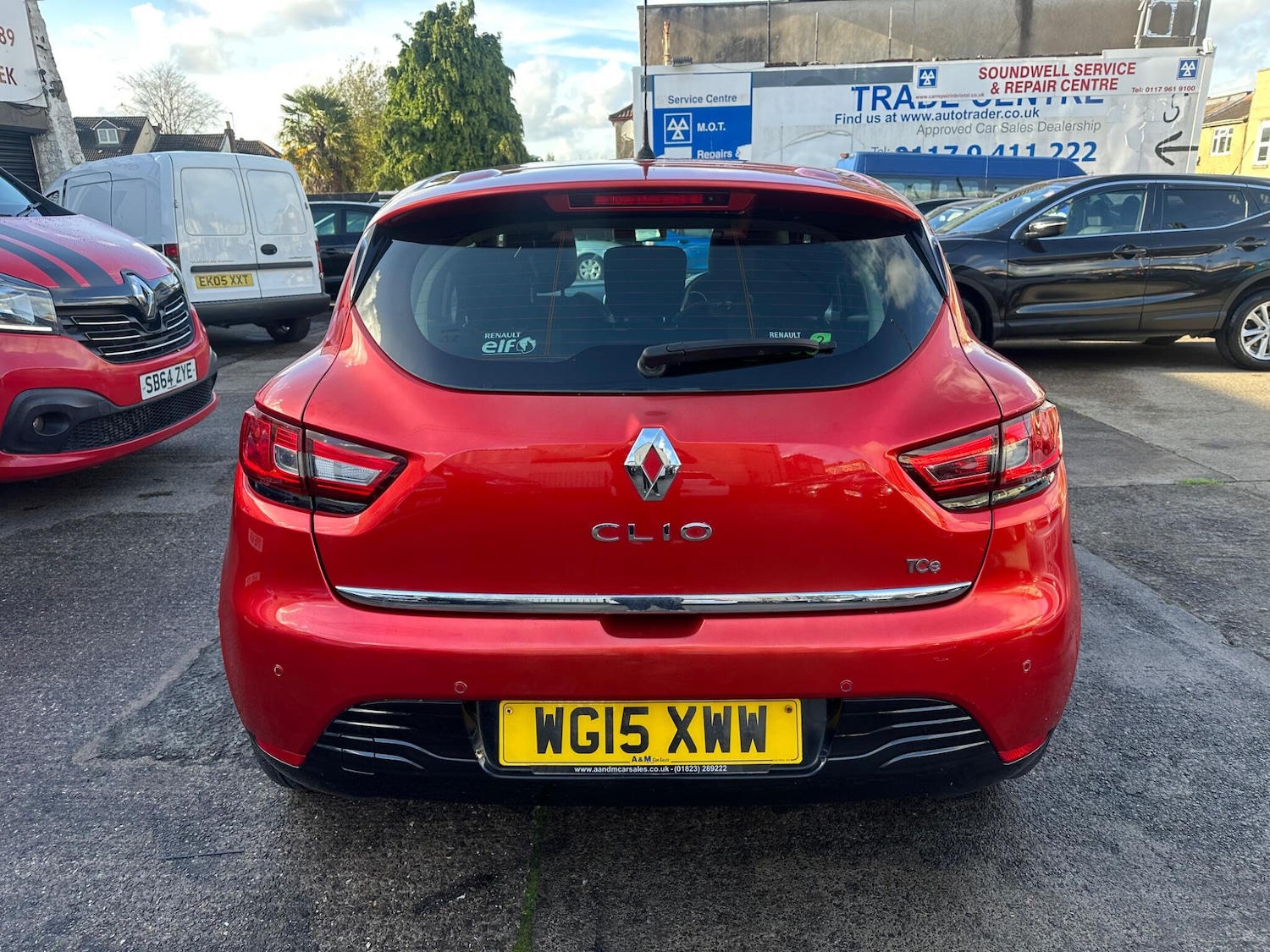 Used Renault Clio 2015 for sale - 76573282: Photo 14