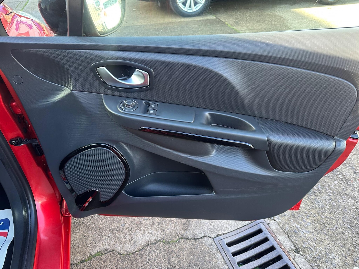 Used Renault Clio 2015 for sale - 76573282: Photo 20