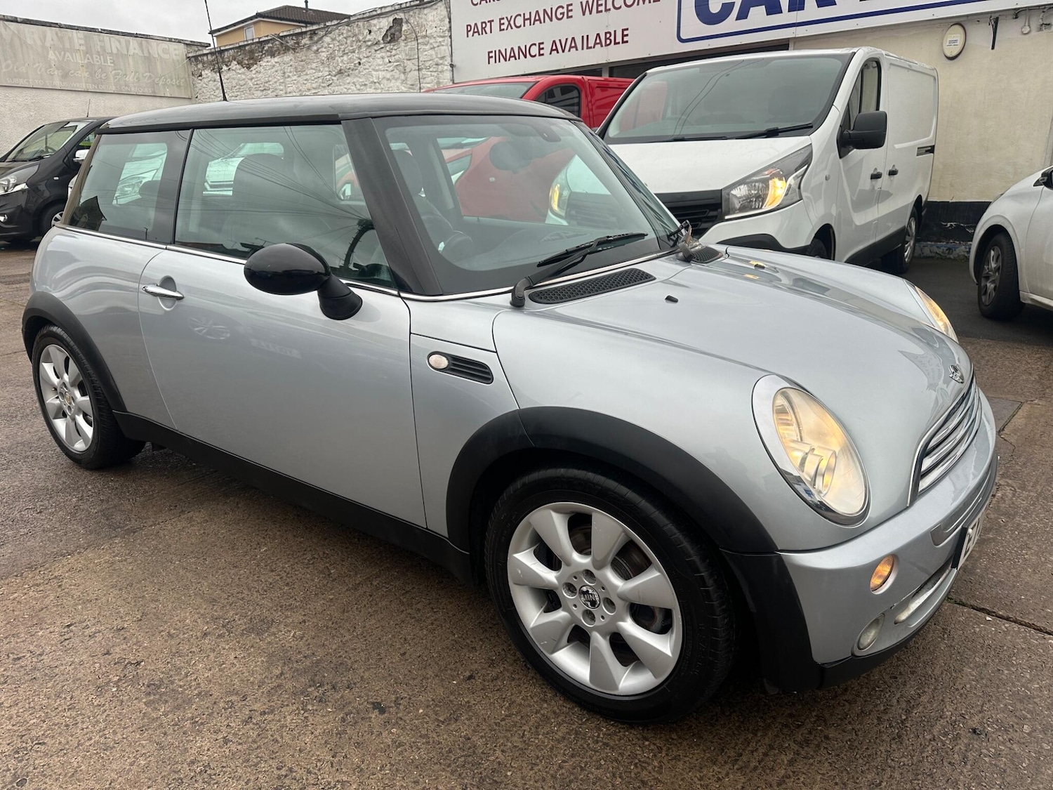 Used MINI Hatch 2006 for sale - 76728350: Photo 4
