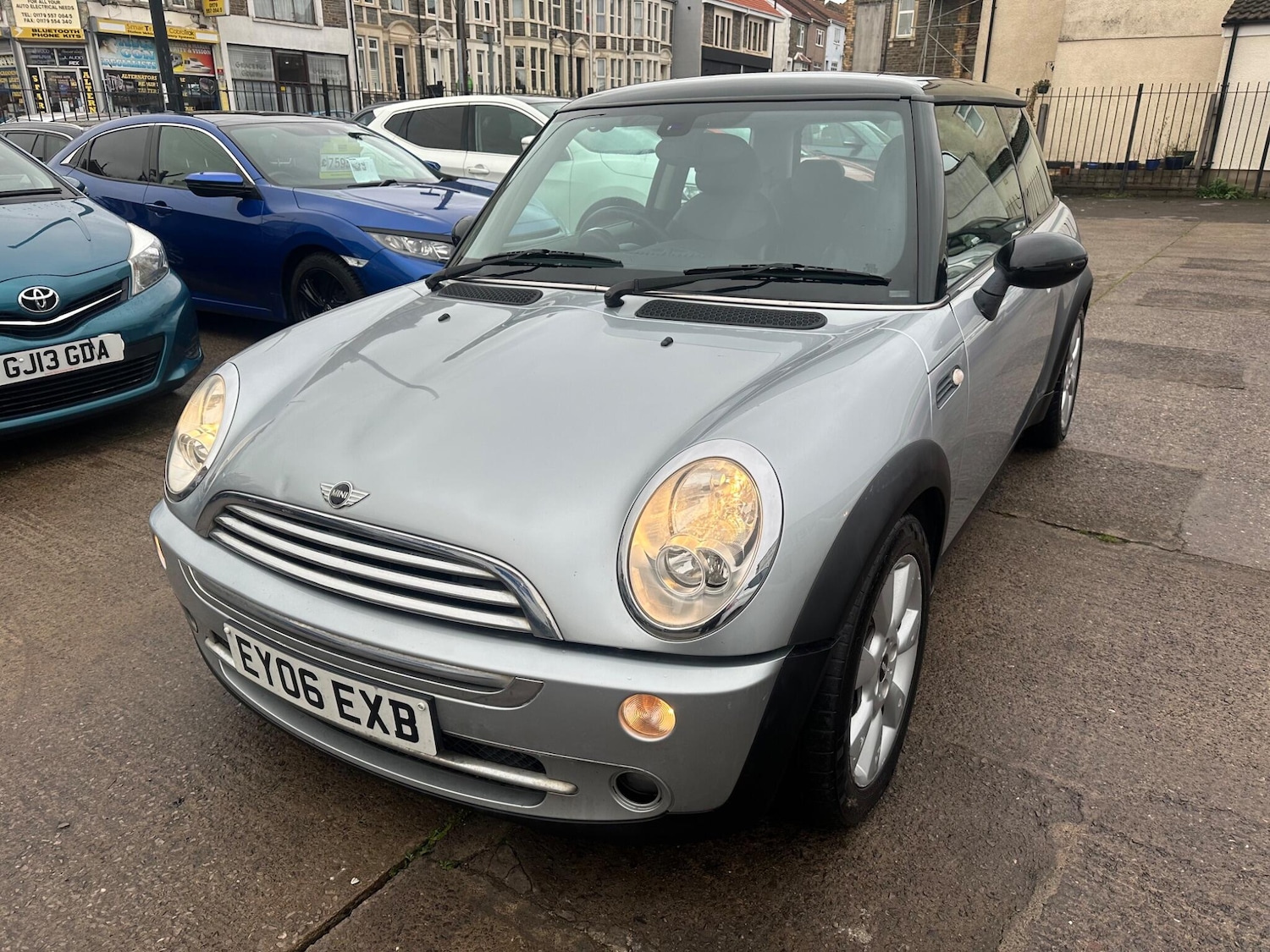Used MINI Hatch 2006 for sale - 76728350: Photo 6