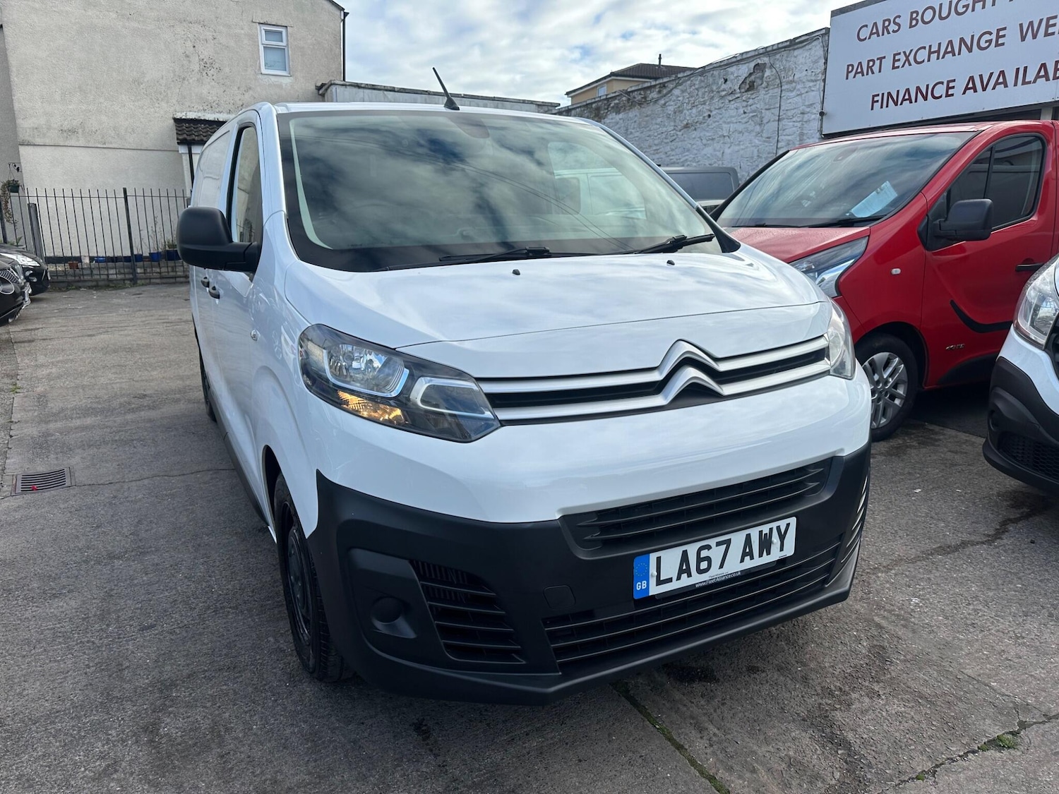 Used Citroen Dispatch 2018 for sale - 76607704: Photo 1