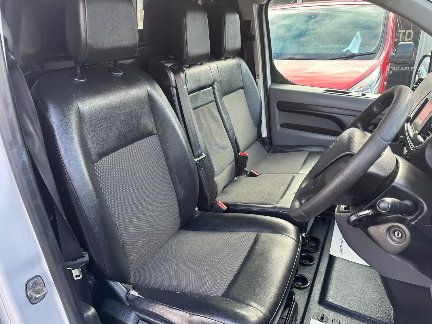 Used Citroen Dispatch 2018 for sale - 76607704: Photo 21