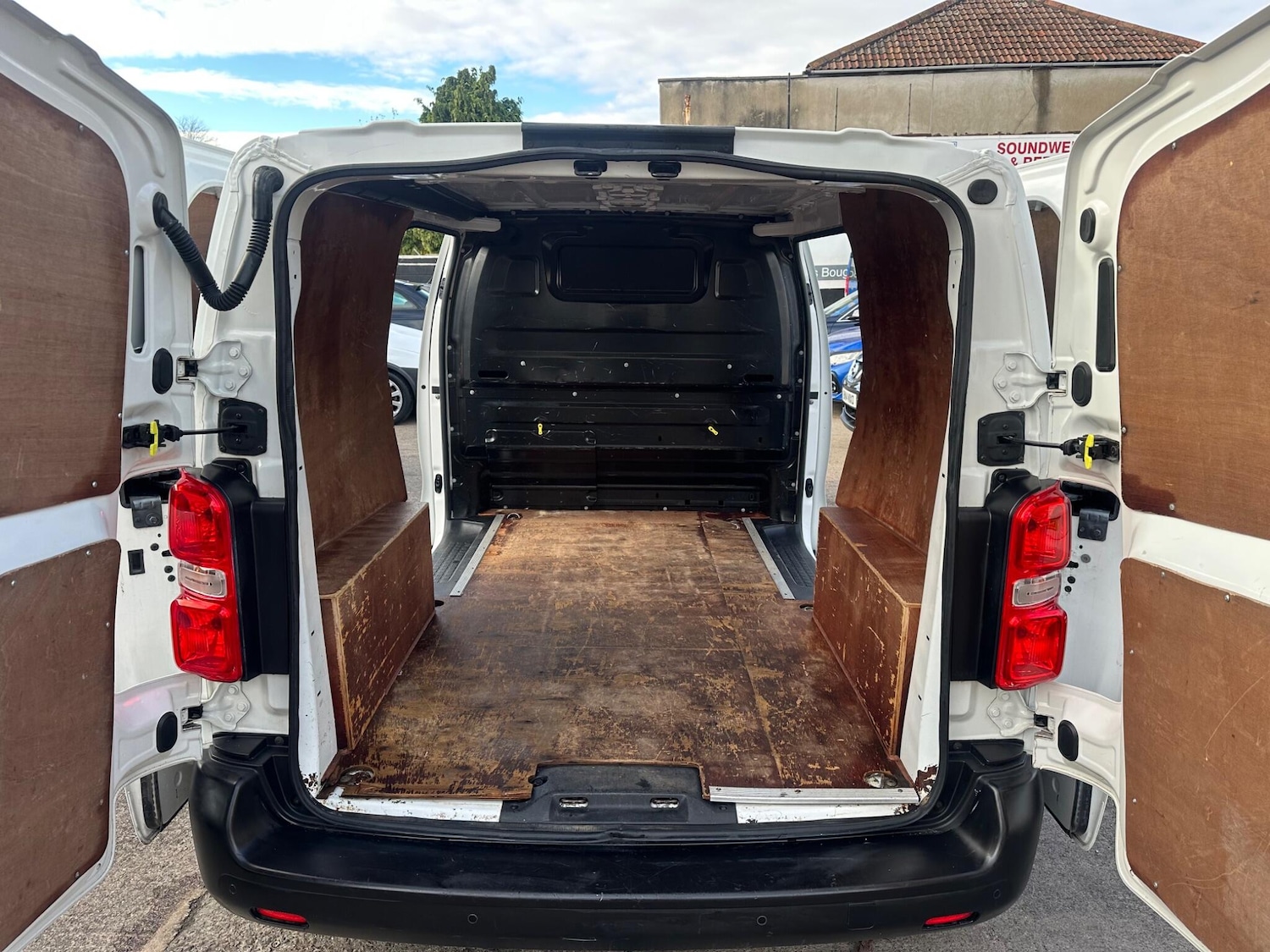 Used Citroen Dispatch 2018 for sale - 76607704: Photo 22