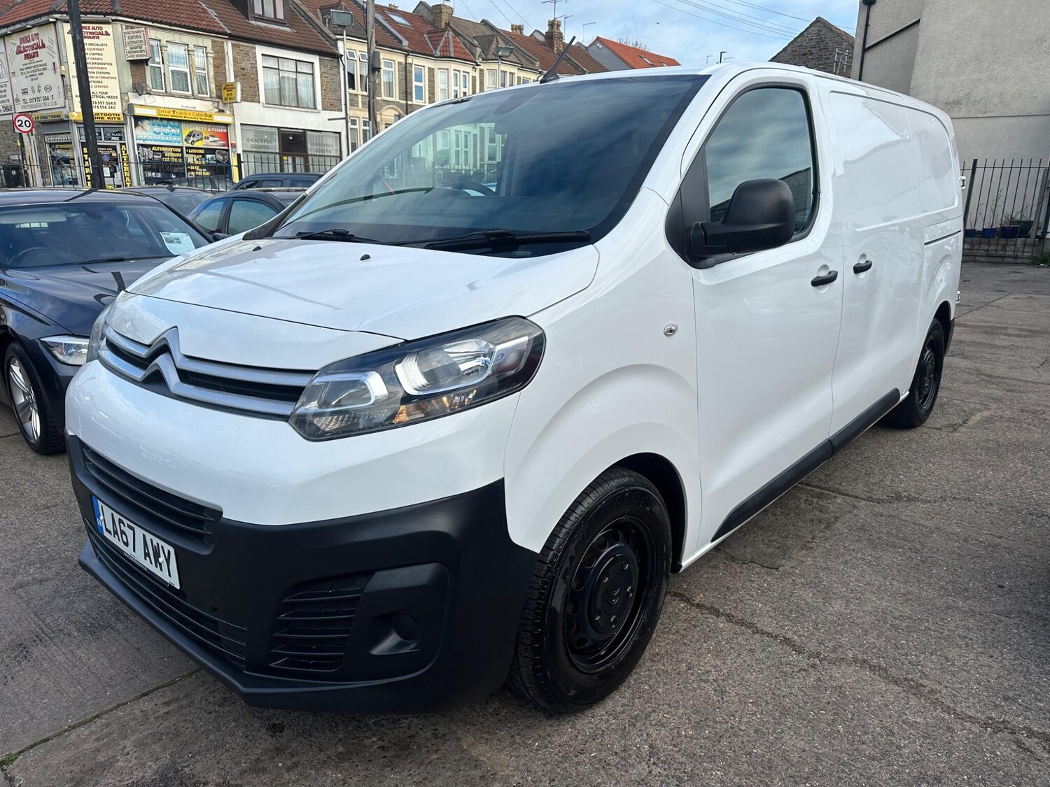 Used Citroen Dispatch 2018 for sale - 76607704: Photo 8