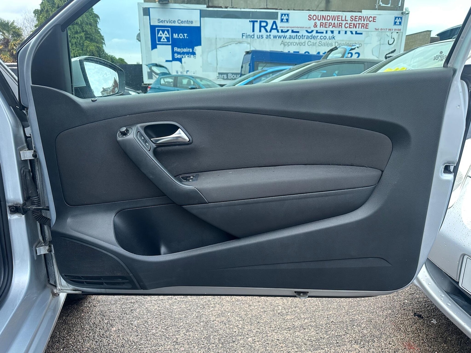 Used Volkswagen Polo 2010 for sale - 77029901: Photo 19