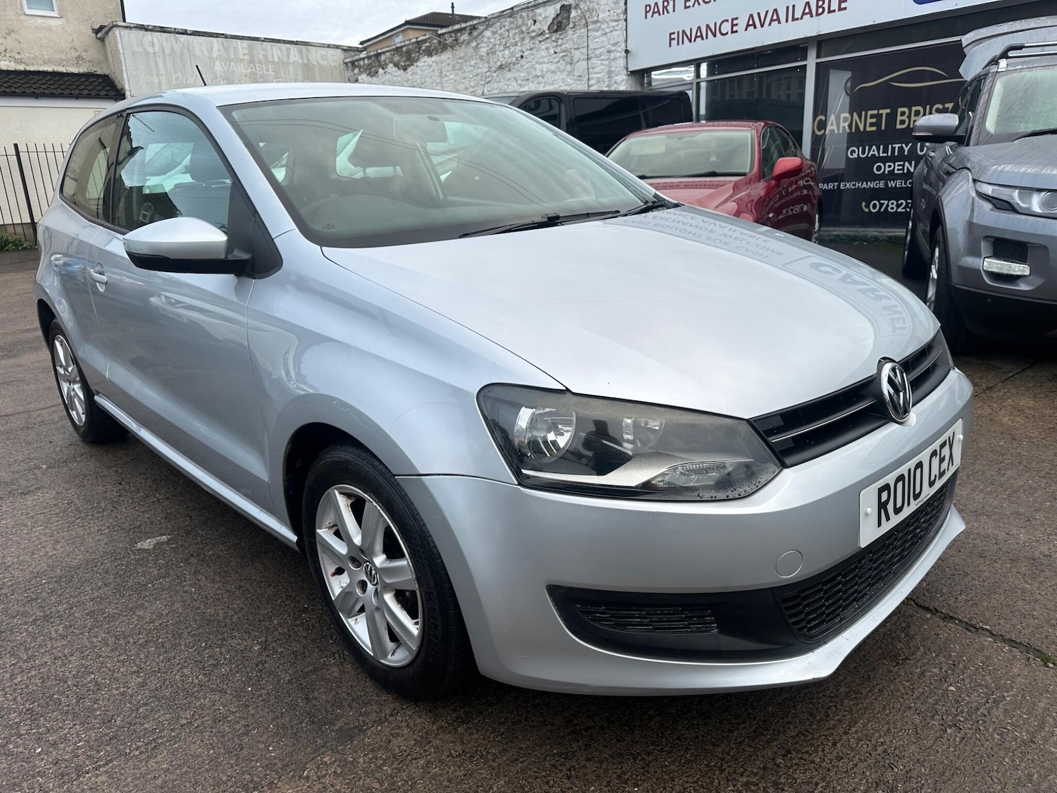 Used Volkswagen Polo 2010 for sale - 77029901: Photo 2
