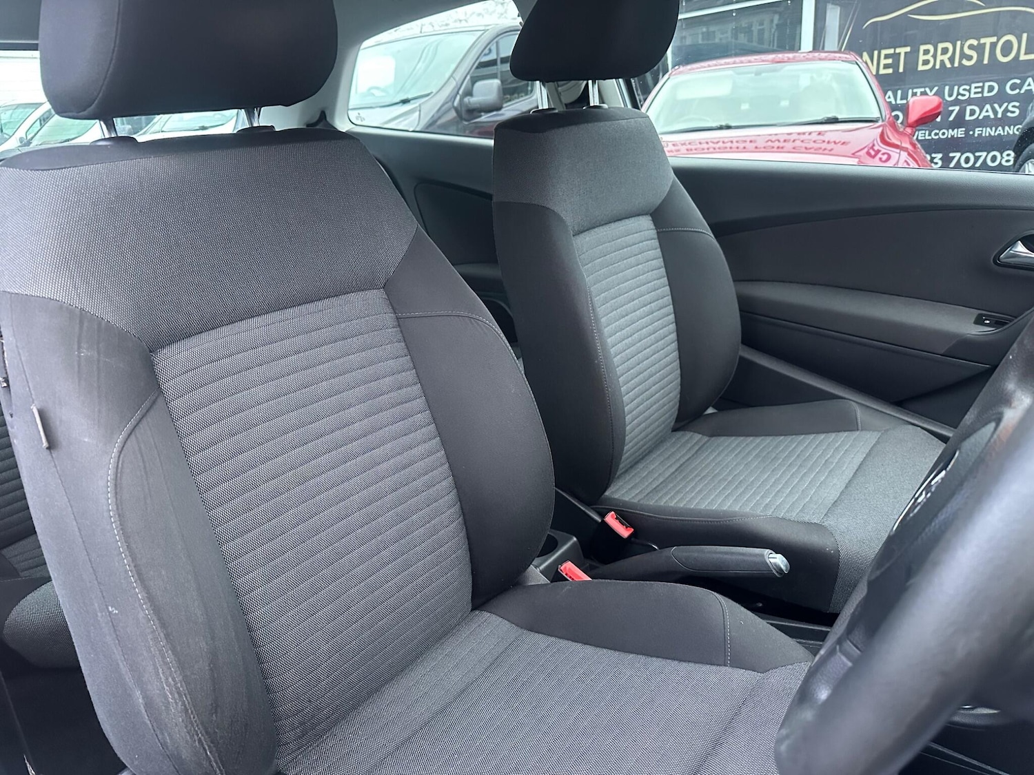 Used Volkswagen Polo 2010 for sale - 77029901: Photo 21