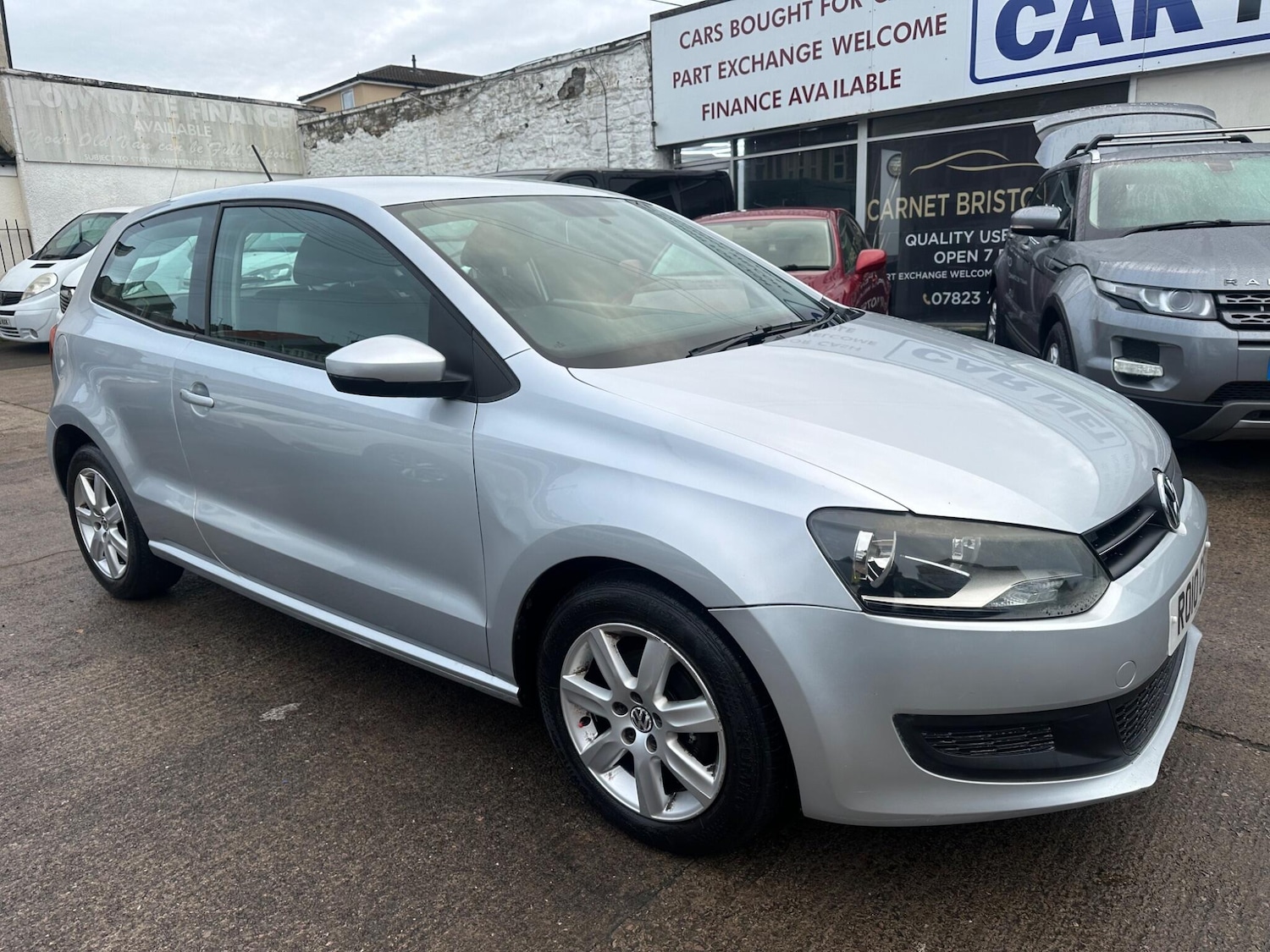 Used Volkswagen Polo 2010 for sale - 77029901: Photo 4
