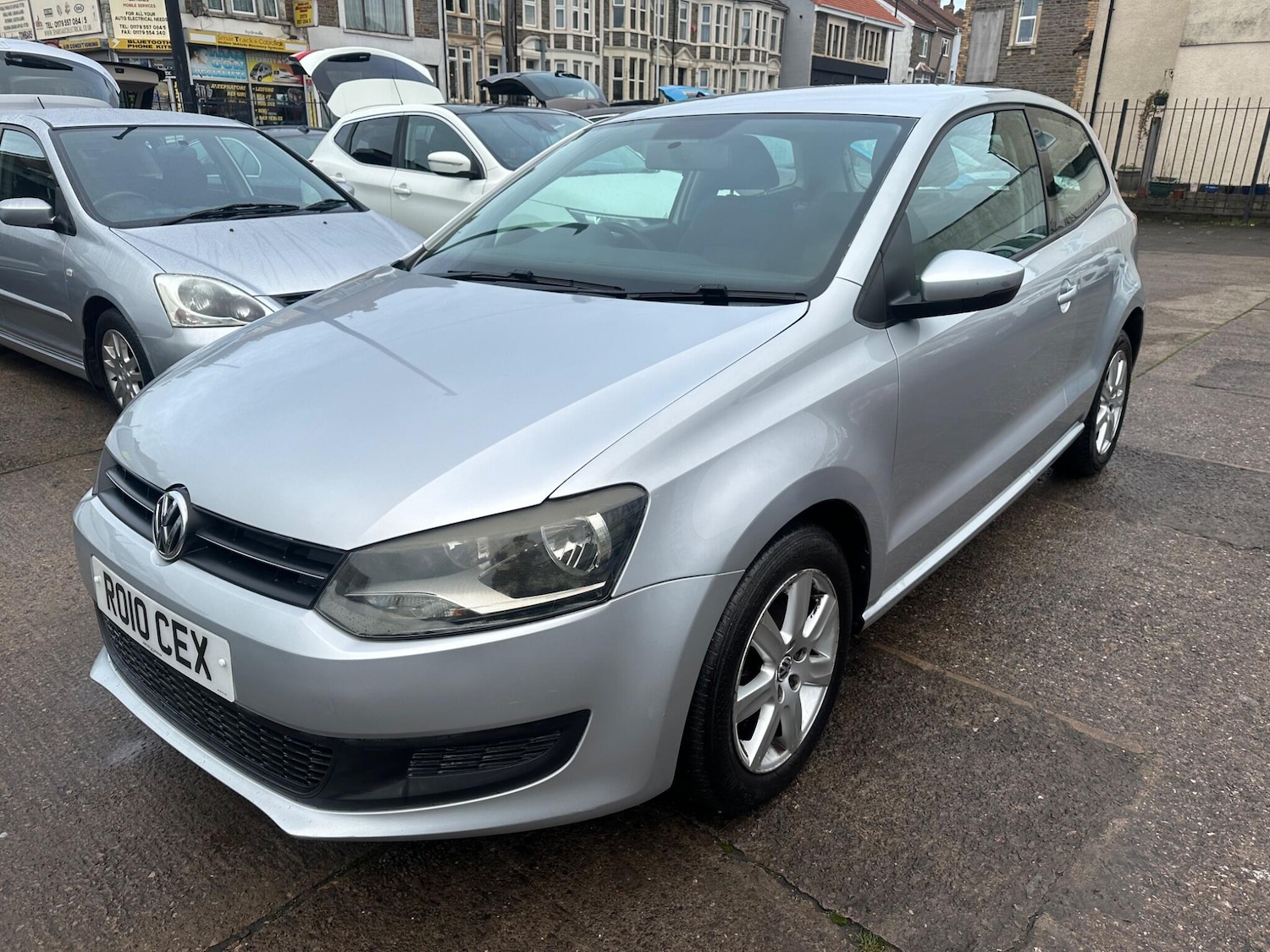 Used Volkswagen Polo 2010 for sale - 77029901: Photo 7