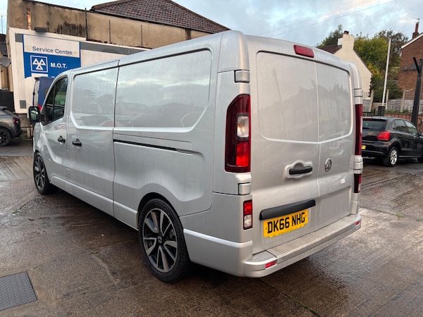 Used Vauxhall Vivaro 2016 for sale - 76326765: Photo 10