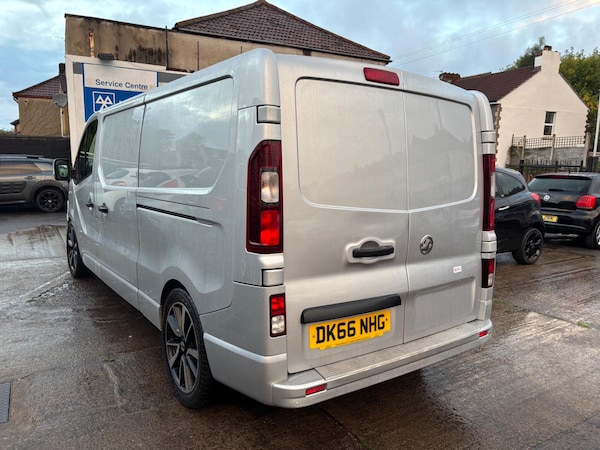 Used Vauxhall Vivaro 2016 for sale - 76326765: Photo 11