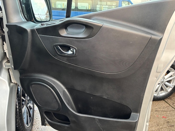 Used Vauxhall Vivaro 2016 for sale - 76326765: Photo 20