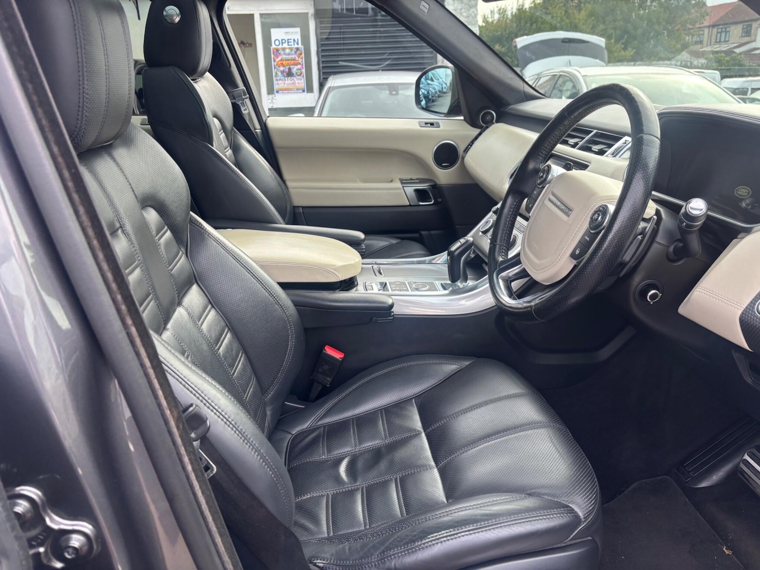 Used Land Rover Range Rover Sport 2014 for sale - 75965614: Photo 32