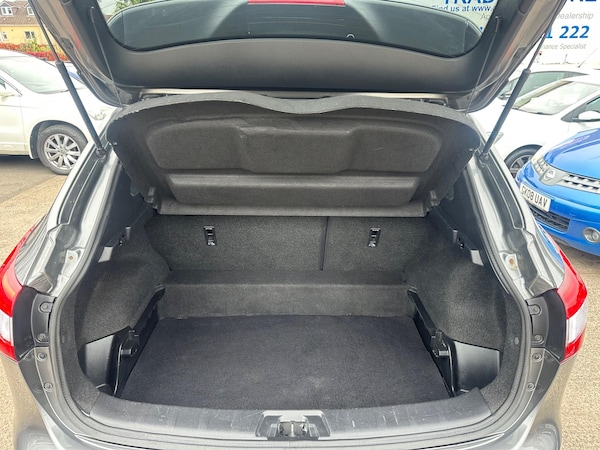 Used Nissan Qashqai 2015 for sale - 76251015: Photo 24