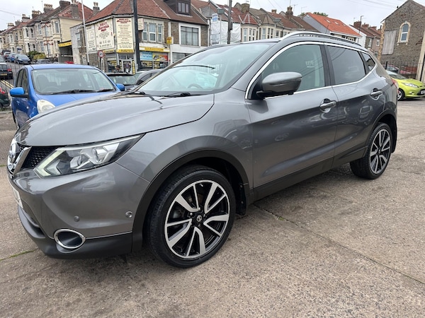 Used Nissan Qashqai 2015 for sale - 76251015: Photo 8