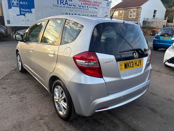 Used Honda Jazz 2013 for sale - 76136449: Photo 16
