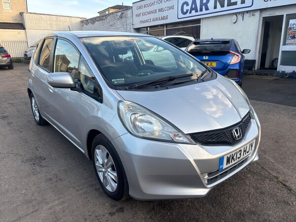Used Honda Jazz 2013 for sale - 76136449: Photo 1