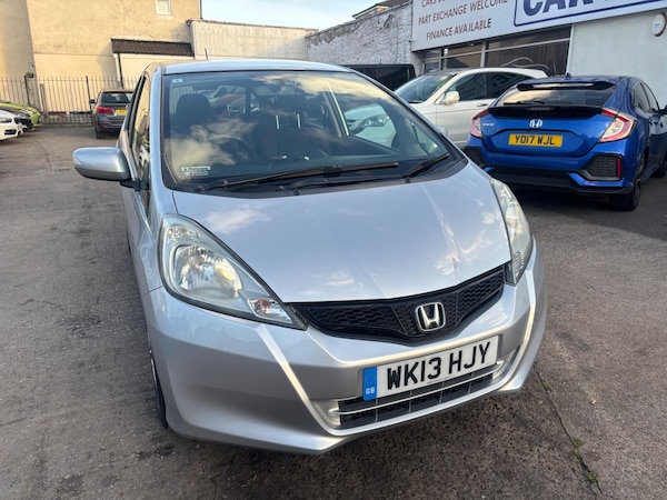 Used Honda Jazz 2013 for sale - 76136449: Photo 4