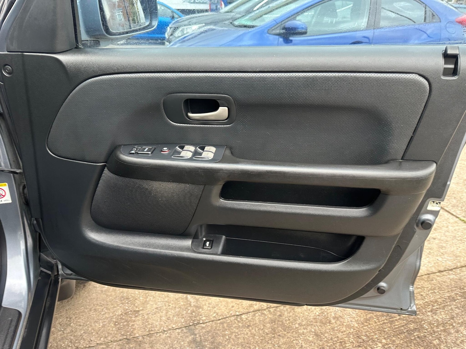 Used Honda CR-V 2004 for sale - 76965488: Photo 19