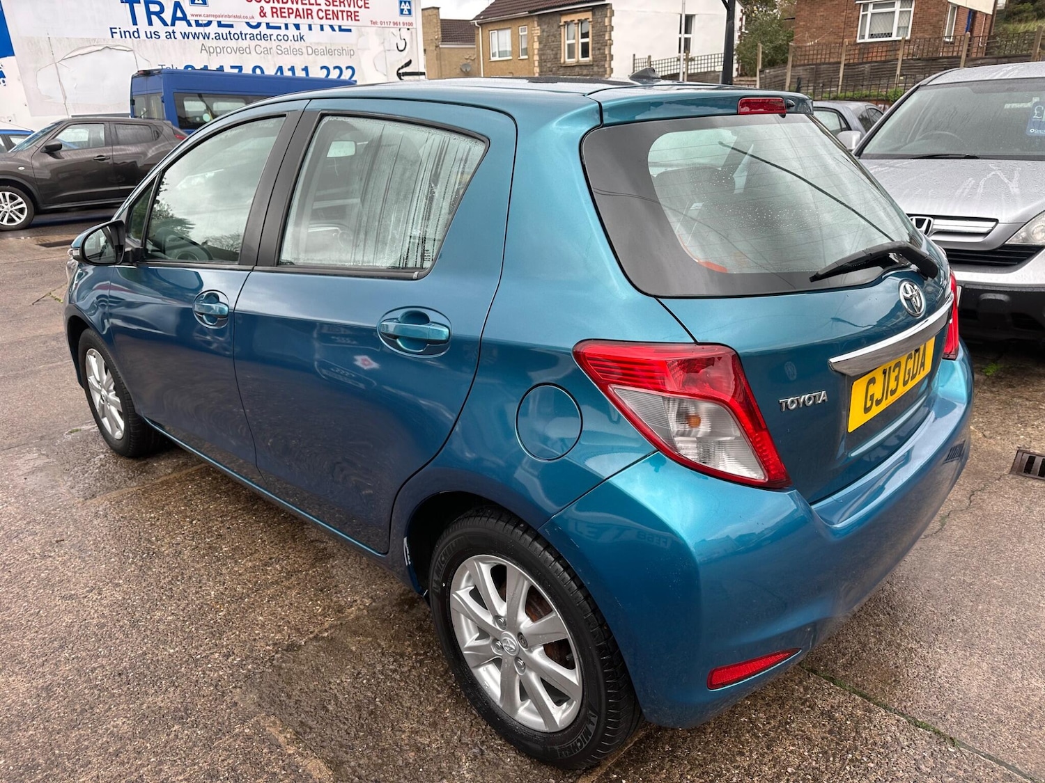 Used Toyota Yaris 2013 for sale - 76549930: Photo 11