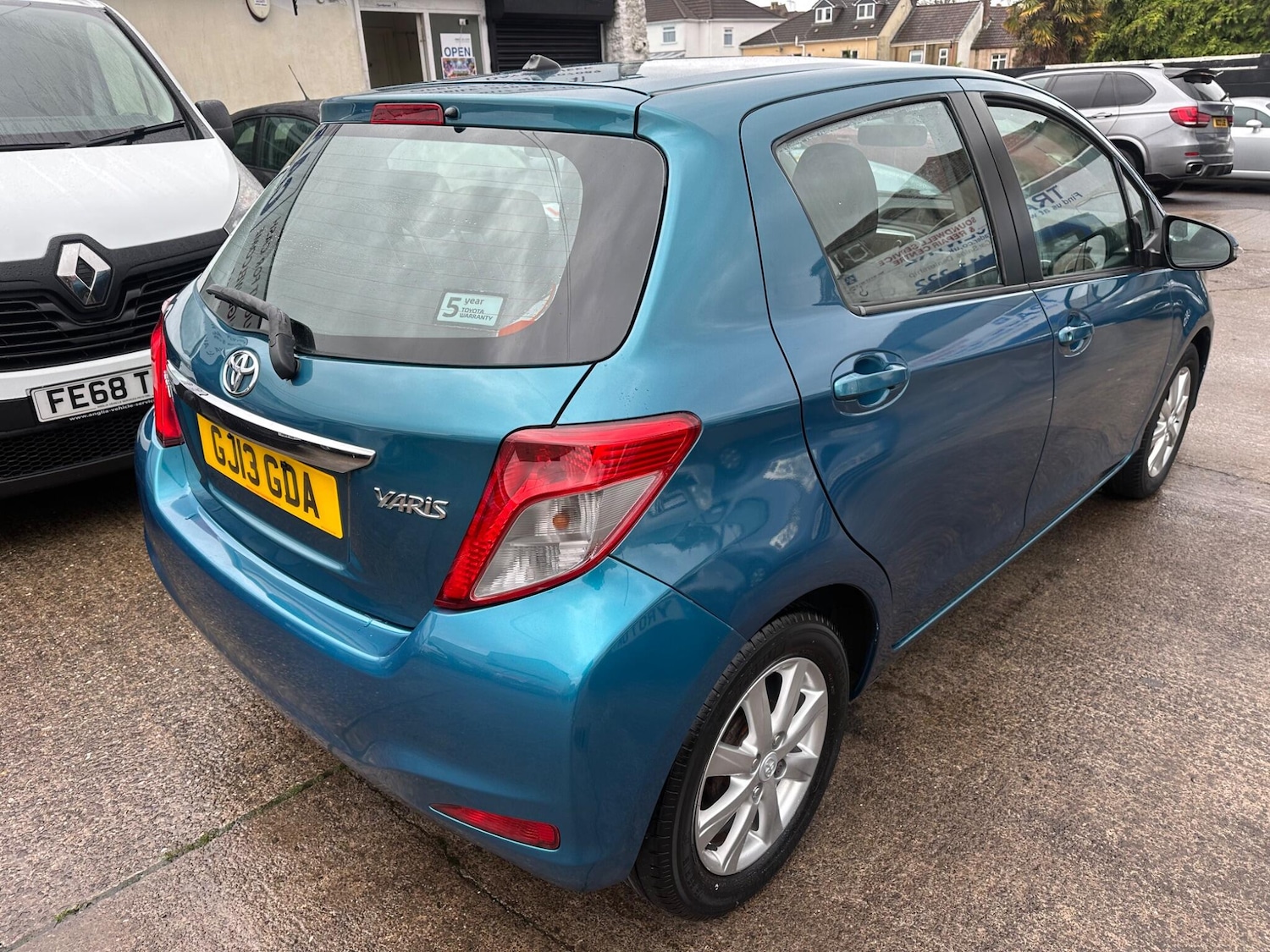 Used Toyota Yaris 2013 for sale - 76549930: Photo 15